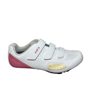Women’s Garneau cycling shoes size 11